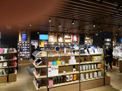 -九木杂物社(恒隆广场店)