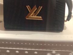 -LV路易威登(德基广场店)
