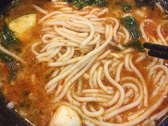 -灵芝妹子海鲜米线(瓦房店新玛特店)
