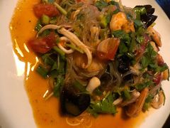 酸辣海鲜粉丝沙拉-Local泰莲庭(虹鳟鱼店)