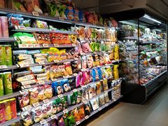 -中百仓储超市有限公司(越秀星汇维港店)
