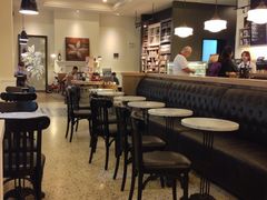 大堂-星巴克臻选(广州沙面店)