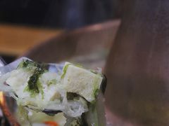 冻豆腐-果松木炭酸菜铜火锅·外婆参鸡汤