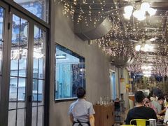 -蚝美人·生蚝海鲜烧烤(茶花园店)