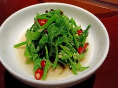 -一坐一忘云南菜(嘉里中心店)