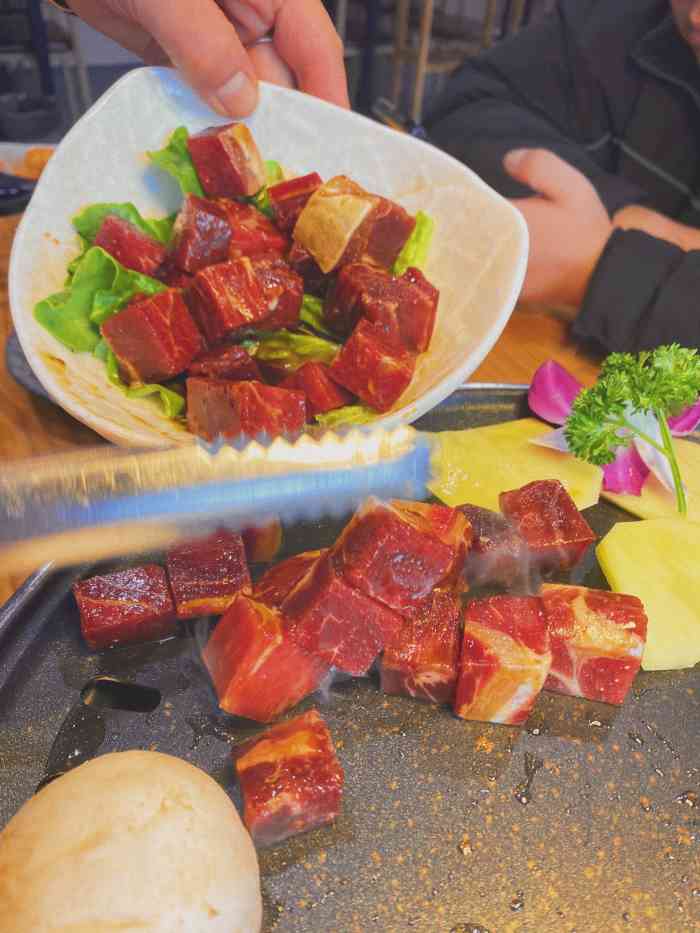 黑木记精致烤肉(长坪店)-"终于吃到了心心念念的烤肉 经常在首页刷.