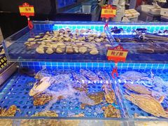 -四囍码头海鲜烧烤自助火锅(外滩南京东路悦荟广场店)