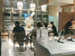 大堂-额尔敦牛厨师铜板烧