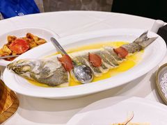 -万龙洲海鲜(大兴绿地缤纷城店)