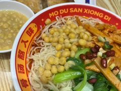 -魔都三兄弟酸辣粉·蘸卤炸串(虹桥万科店)