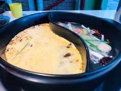-钢管厂五区小郡肝串串香(奥克斯广场锦城万达店)