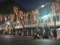 -皇家田广场(อนุสาวรีย์ทหารอาสา)