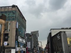 -梨大女人街