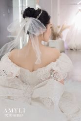 -艾米丽婚纱礼服