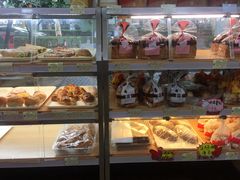 -光明牛奶棚(南泉店)