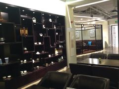 iphone_upload_pic-良友书坊(安徽路店)