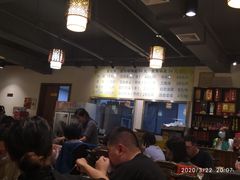 -肖肖酸萝卜鱼火锅(总店)