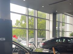 -奔驰上海利星(七宝店)