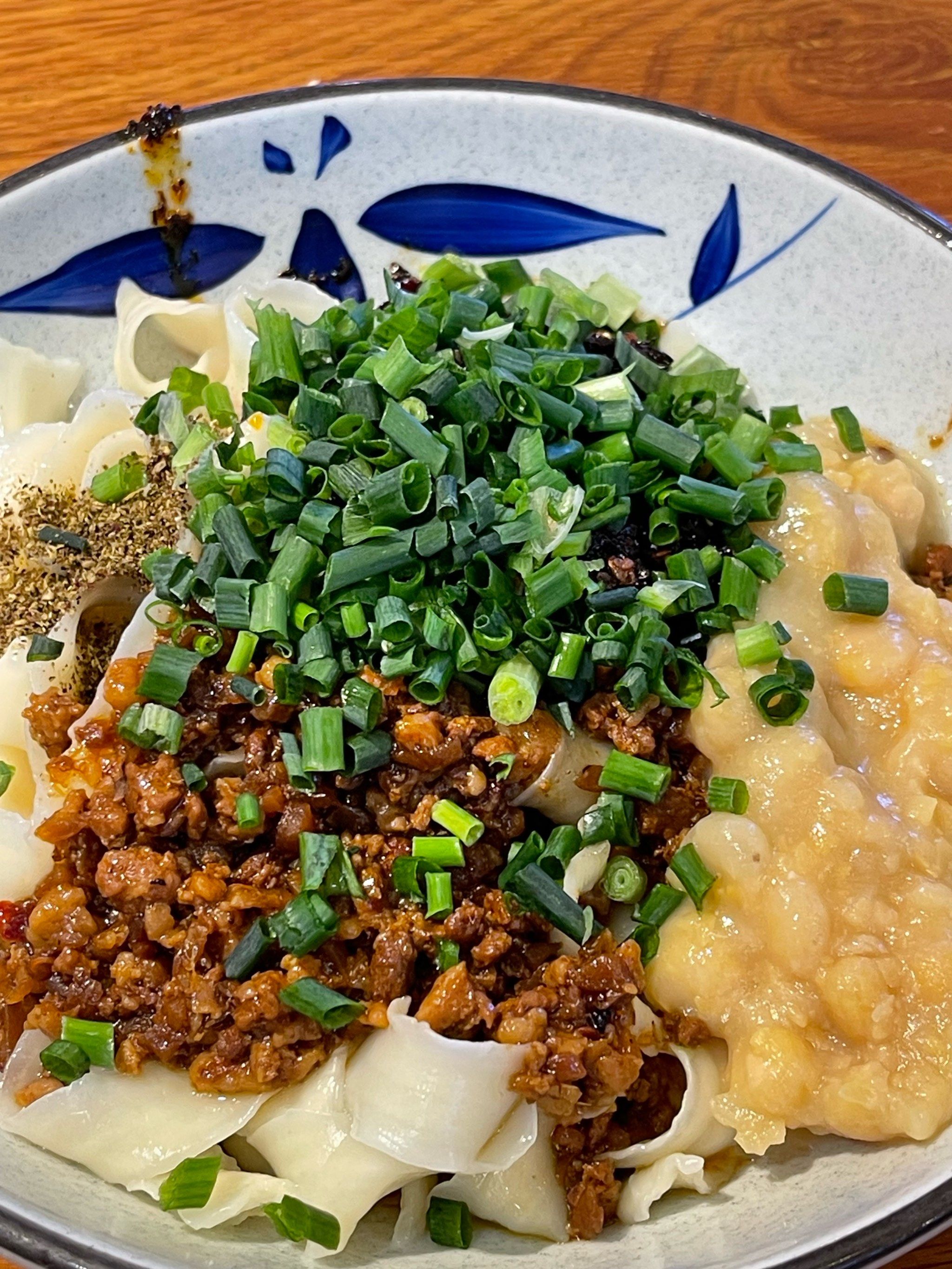 面食脑袋又来了 第一次吃豌杂的刀削面