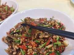 -笨罗卜浏阳菜馆(龙华鹏润达店)