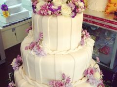 翻糖蛋糕-爱之婚礼蛋糕(建外SOHO西区店)