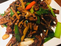 腊肉炒笋-黑鸡小馆(金源店)