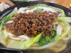 -丽虹云南过桥米线(兴工街店)