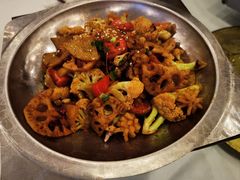 -鑫皇朝酒店(建设一路店)