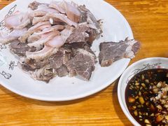 -何永光123鲜牛肉馆(1号店)
