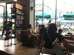 -星巴克(广州番禺钻汇广场分店)