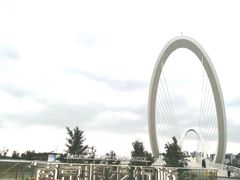 -南京眼步行桥