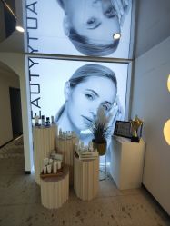 -B-BEAUTY童颜皮肤管理中心