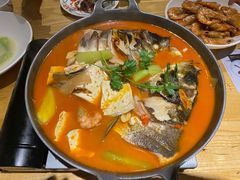 外婆土烧鱼头-江南外婆桥·寻味嘉兴(月河店)