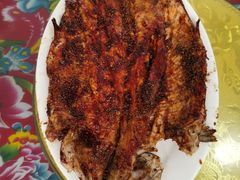 烤虹鳟鱼-何适山庄 ·可团建(水长城P2停车场店)