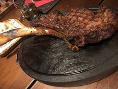 -恰餐厅及酒吧 CHAR Bar & Grill (北京丽都皇冠假日店)