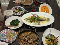 -海派悦庭·海胆烧麦·新融合菜(凯德广场店)