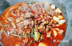 Special Iron Pot Stewed Beef Tail