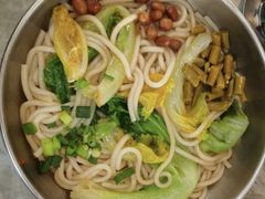 -居鲜味螺蛳粉(客村店)