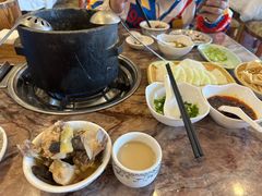 -鲁朗纳麦石锅鸡庄园