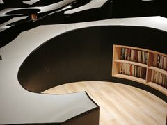 -涨巢·潮玩水疗局