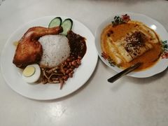 咖喱猪肠粉-何九海南茶店(鬼仔巷店)