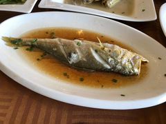 清蒸小黄鱼-天桥饭店·特色海鲜(金山嘴渔村店)