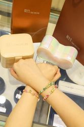 -周生生Chow Sang Sang(东方店)