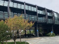 -上海滴水湖皇冠假日酒店