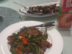 -海派美食·家宴海鲜青岛菜·石锅鲽鱼头(东方城店)