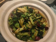 砂窝焗西兰花苔-小厨娘淮扬菜(天印大道店)