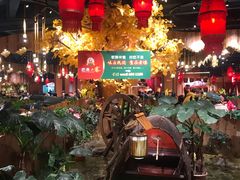 大堂-老滇山寨•云南特色菜•地方菜•民族风情歌舞表演(金碧店)