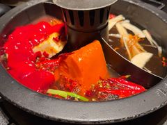 -晓宇重庆火锅(西安荟聚店)