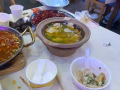 -霄汉牛三鲜湖北砂锅菜(万松园2店)
