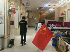 -泓炙颐凤鲜海鲜火锅料理(桐乡店)